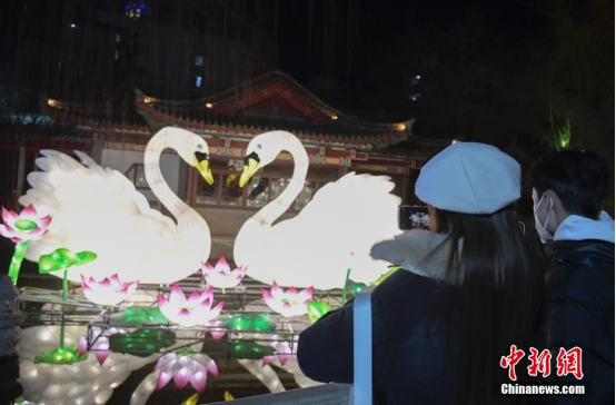 妙趣中国年：为什么说元宵节才是中国“情人节”？