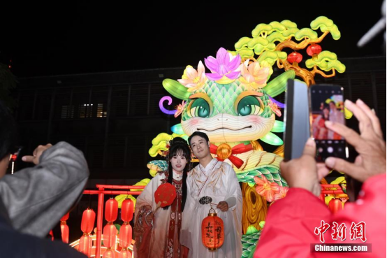妙趣中国年：为什么说元宵节才是中国“情人节”？